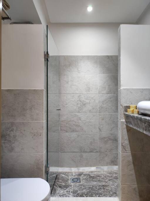 Plein Centre Marrakech, Grand Balcon Filant Apartment Marrakesh Exterior photo