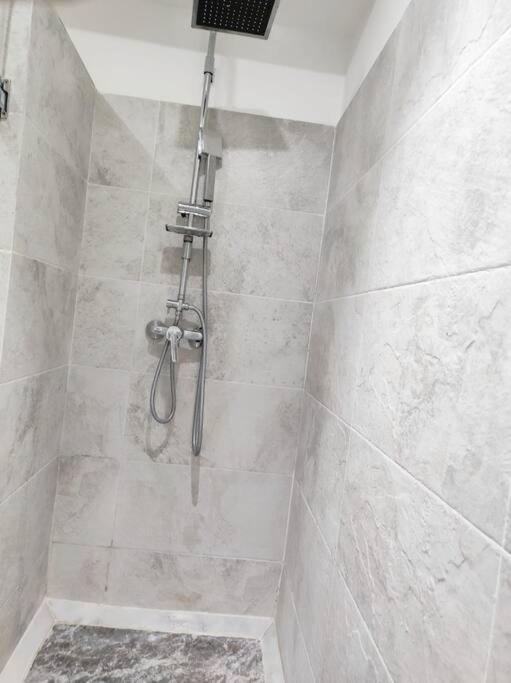 Plein Centre Marrakech, Grand Balcon Filant Apartment Marrakesh Exterior photo