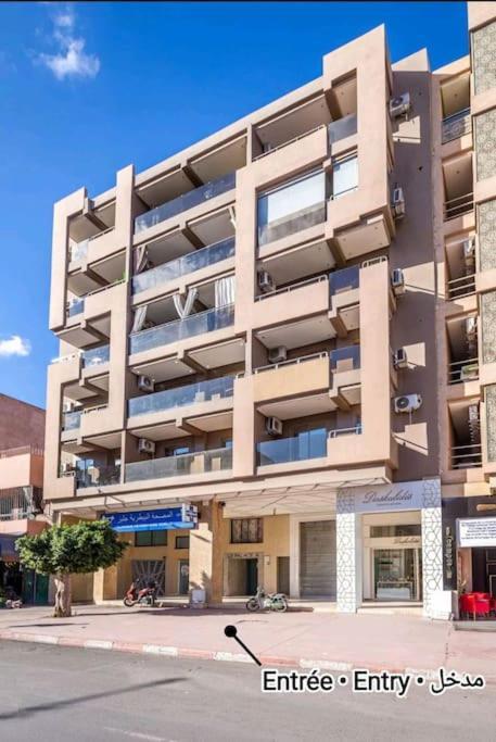 Plein Centre Marrakech, Grand Balcon Filant Apartment Marrakesh Exterior photo